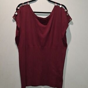 Ladies NWT Open Sleeve Sweater